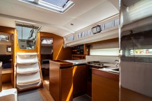 Sun Odyssey 440