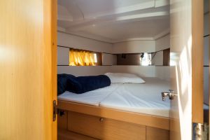 Oceanis 38