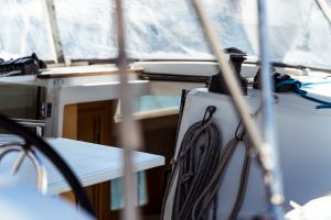 Oceanis 38