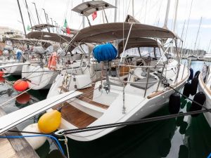 Sun Odyssey 44i
