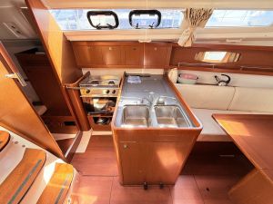 Oceanis 31