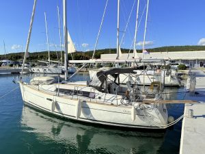 Oceanis 31