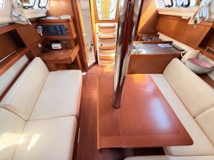 Oceanis 31