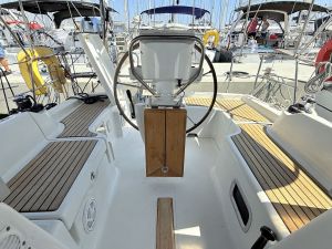 Oceanis 31