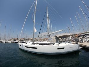 Sun Odyssey 490