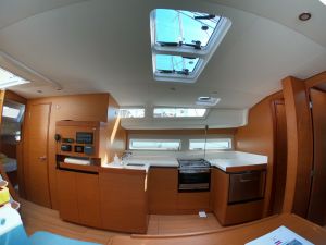 Sun Odyssey 490