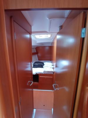Cyclades 50.5
