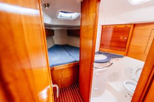 Bavaria 38 cruiser