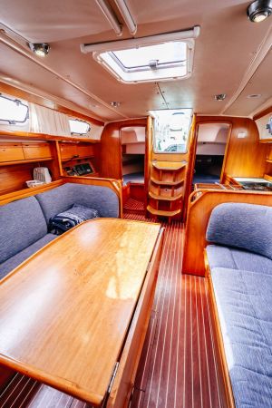 Bavaria 38 cruiser