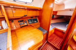 Bavaria 38 cruiser