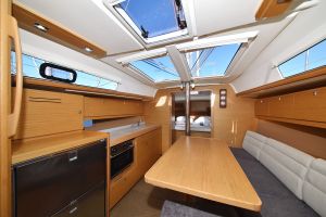 Dufour 382