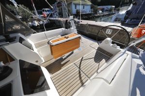 Dufour 382