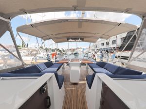 Oceanis 51.1