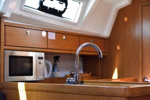 Bavaria 37