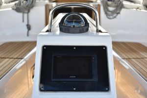 Bavaria 37