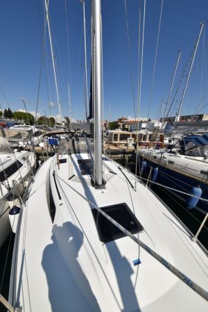 Bavaria 37
