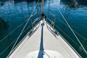 Bavaria 37