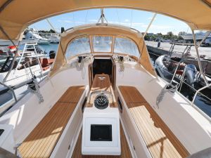 Bavaria Cruiser 37