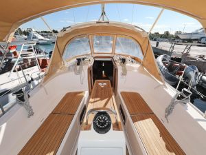 Bavaria Cruiser 37