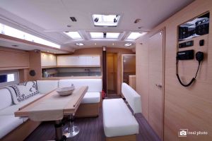 Dufour 530