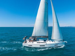 Dufour 530