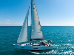 Dufour 530