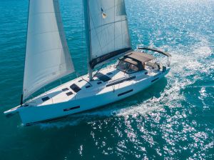 Dufour 530