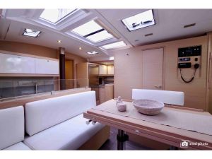 Dufour 530