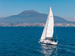 Dufour 470