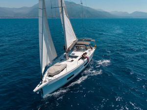 Dufour 470