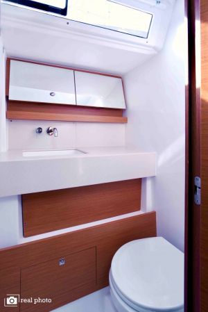 Dufour 470
