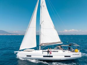 Dufour 470