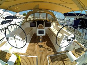 Dufour 382