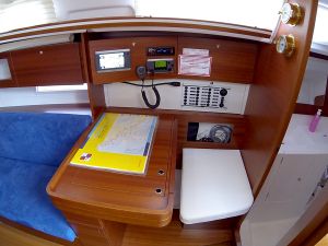 Dufour 335 GL