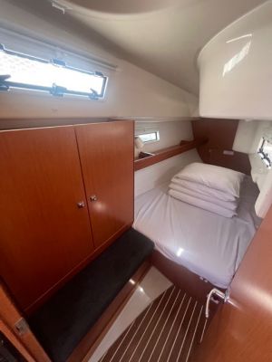 Bavaria Cruiser 33