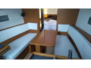 Sun Odyssey 349