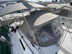 Bavaria Cruiser 37