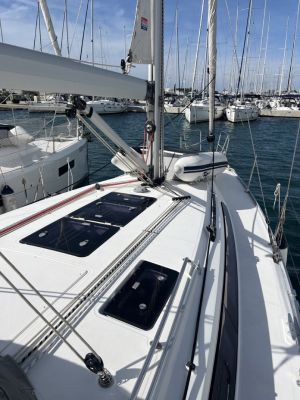 Bavaria Cruiser 37