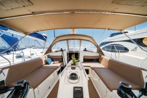 Sun Odyssey 440