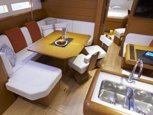 Sun Odyssey 469