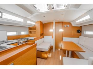 Sun Odyssey 410