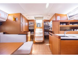 Sun Odyssey 490