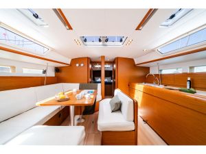 Sun Odyssey 479