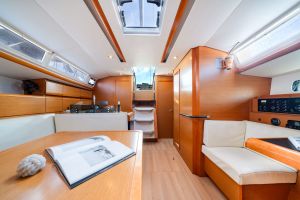 Sun Odyssey 439