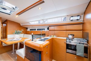 Sun Odyssey 439