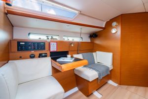 Sun Odyssey 439