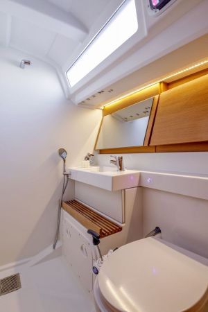 Sun Odyssey 440
