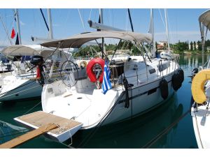 Bavaria Cruiser 37