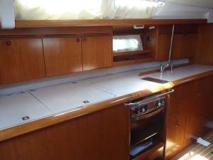 Sun Odyssey 45