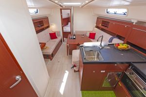Hanse 385